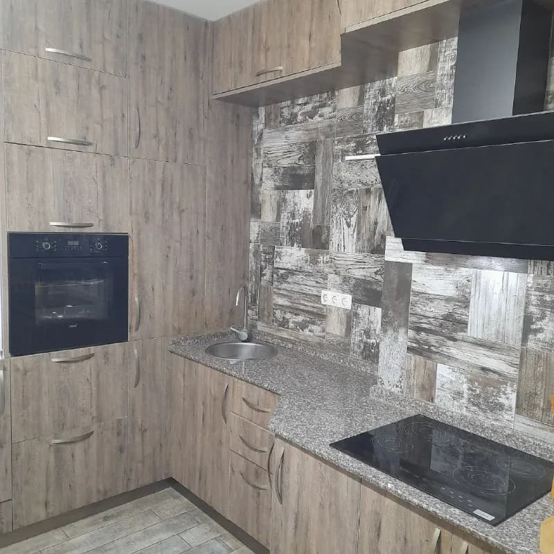 студию в Батуми, на ул Тбел Абусеридзе 53-55, площадью 38.8 кв.м, солнечная сторона, море в 3 мин — Батуми — 64 000 $