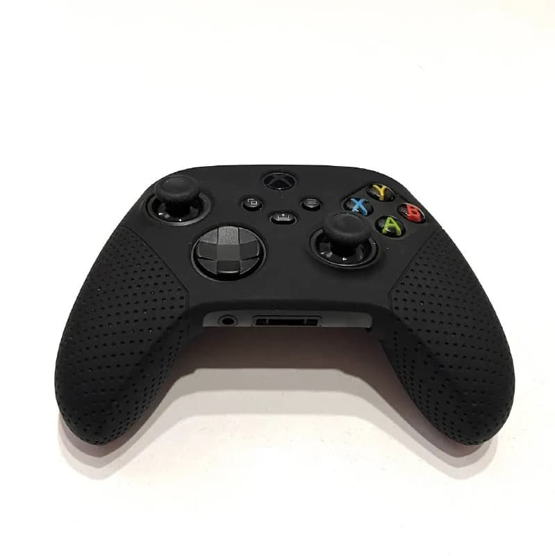 Xbox. Состояние идеальное, использовался несколько раз. Также в комплекте идет мягкий силиконовый че — Батуми — 120 ₾