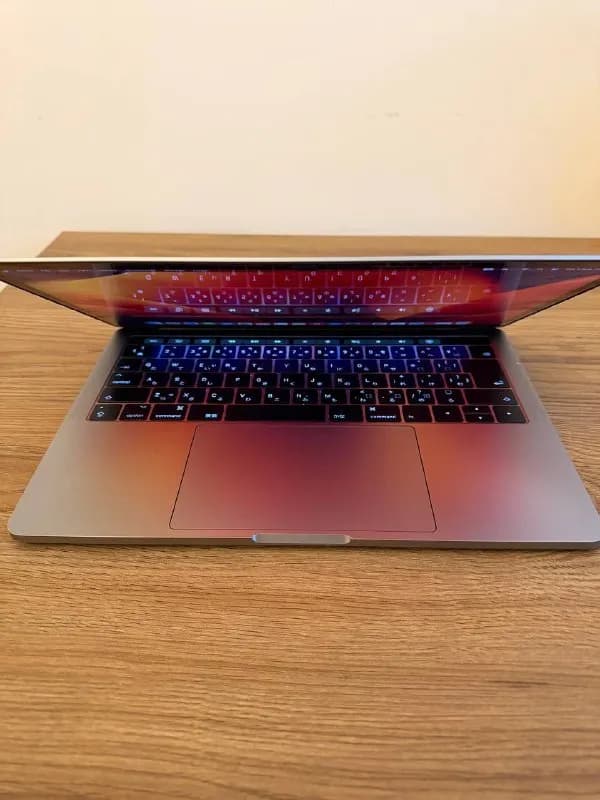Macbook Pro 13’’ 2017 core i5 8/256 GB 700 лари — Батуми — 700 ₾