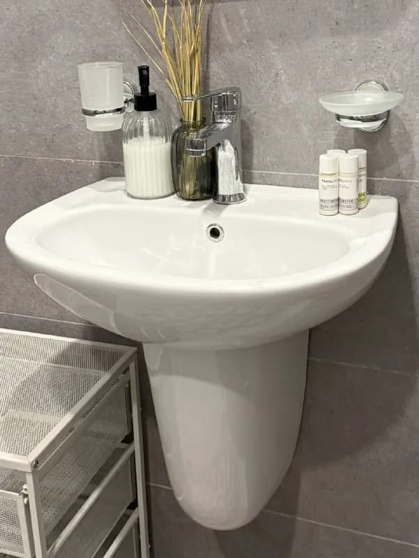 Раковина новая — Батуми — 50 ₾