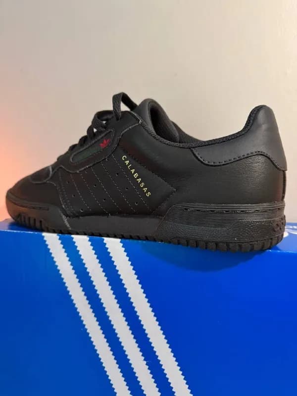 Original Sneakers for Sale — Тбилиси — 220 ₾