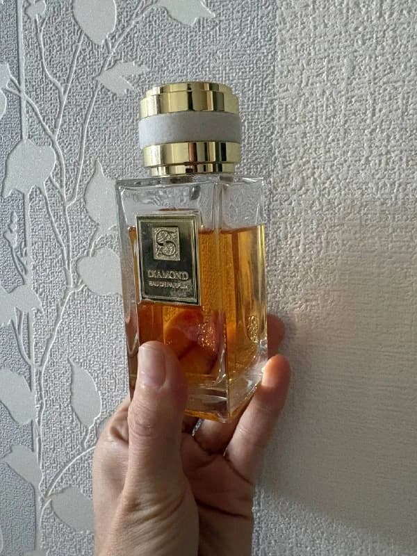 SIGNATURE BY SILLAGE DORIENT DIAMOND — Тбилиси — 300 ₾