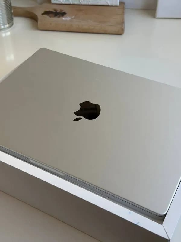 MacBook 14 m4 pro, в идеальном состоянии, 24/512, АКБ 100%, — Тбилиси — 3 900 ₾