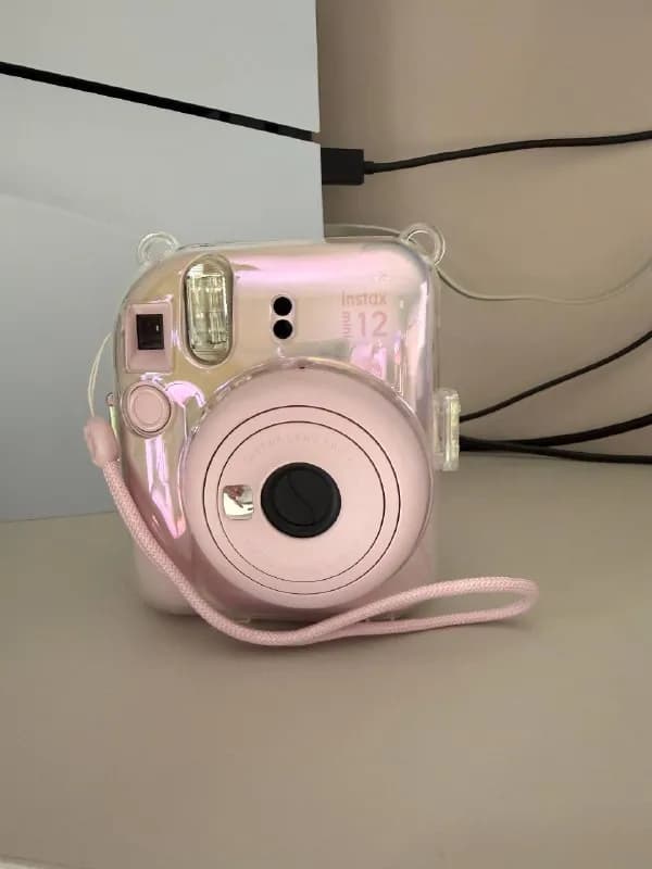 Instax mini 12 с кейсом — Тбилиси — 200 ₾
