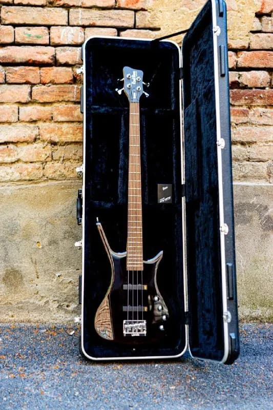 Warwick RockBass Corvette бас-гитара с кейсом — Тбилиси — 1 800 ₾