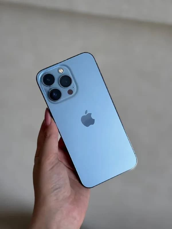 iPhone 13 Pro (256 GB) — 850 лари — Батуми — 850 ₾