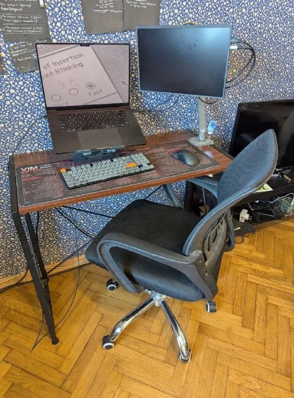 Стол и стул — 80 — Батуми