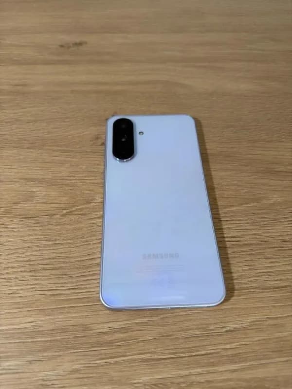 Samsung Galaxy A36 5G 8/128GB (модель A366BD) в цвете Lavender. — Тбилиси — 500 ₾