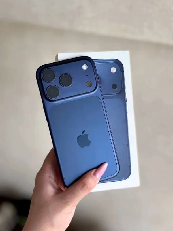 iPhone 17 Pro (256 GB) — 3100 лари — Батуми — 3 100 ₾