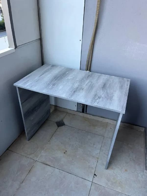 100×60×78 см, у стула высота регулируется газлифтом, максимальная высота — 50 см. Состояние отли — Батуми — 80 ₾