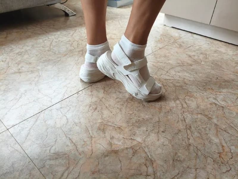 Skechers, р-р EUR 39, UK6, фактически 27 см по стельке — EUR40. Лёгкая удобная подошва Yoga Foam. — Батуми — 85 ₾
