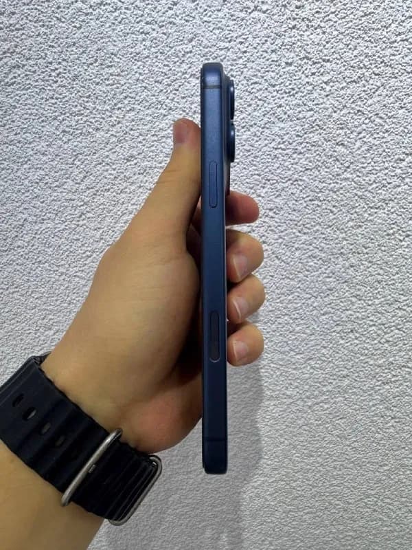 17 про Макс есим / 256gb — Батуми