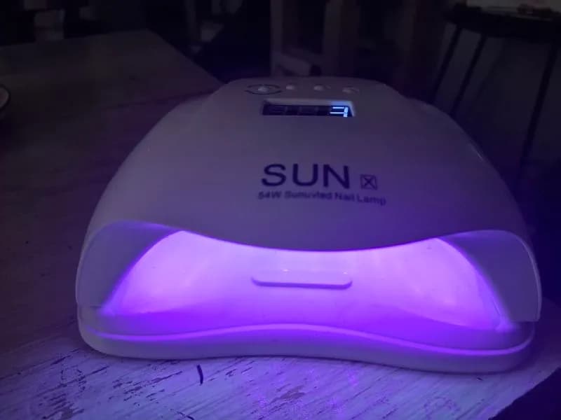 UV/LED лампа SUN X 54W. В комплект отдаю кисть, щетку, пилочки и остатки гелей/лаков (у некоторых вы — Тбилиси — 25 ₾