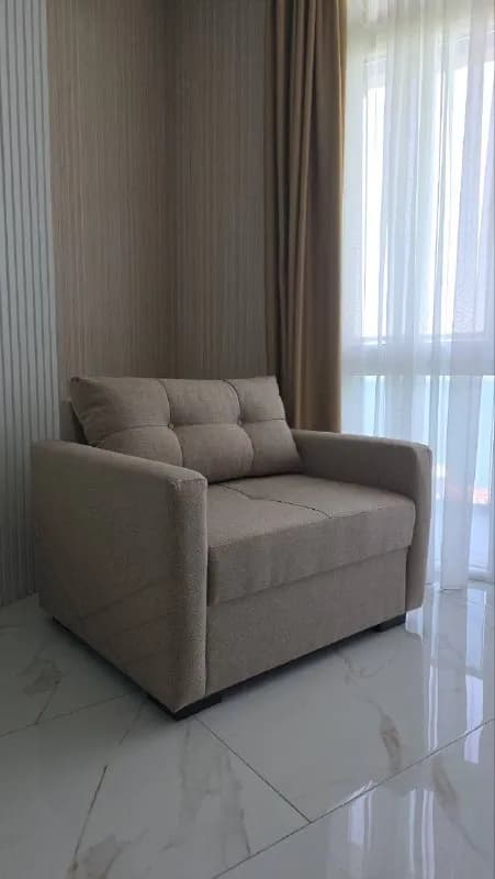 Диван не раскладывается — Батуми — 150 ₾
