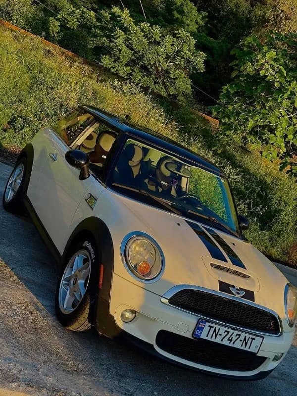 Mini Cooper S — Батуми — 1,400 ₾