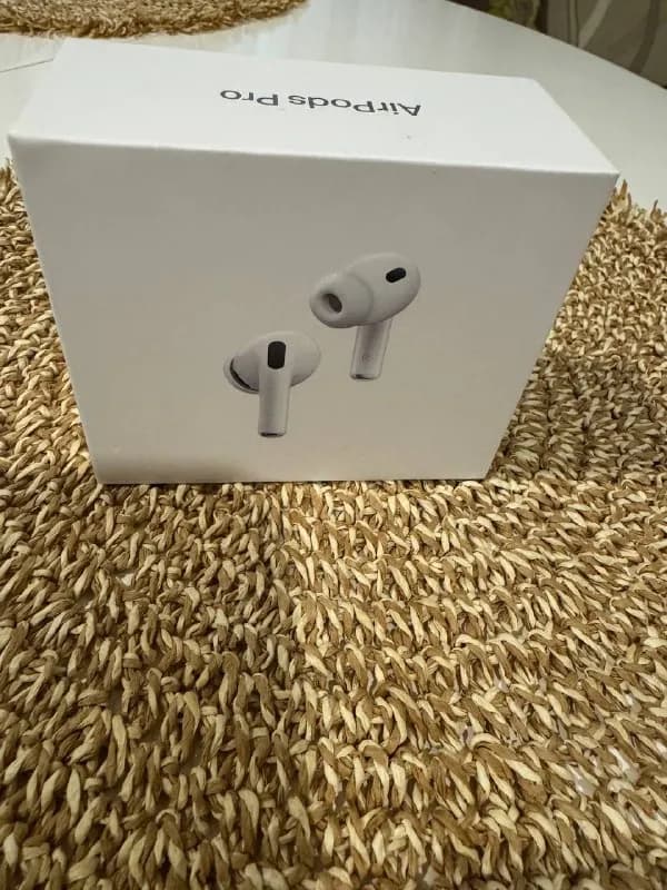 AirPods Pro 3 — Батуми — 480 ₾