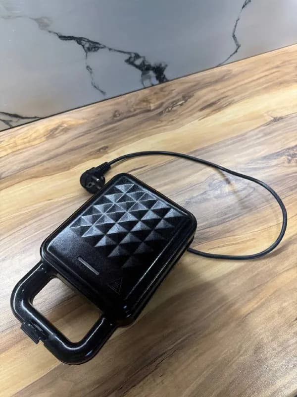 Бутербродница — Батуми — 25 ₾