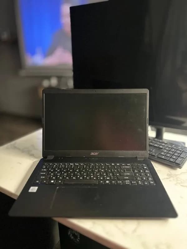 acer — Батуми — 350 ₾