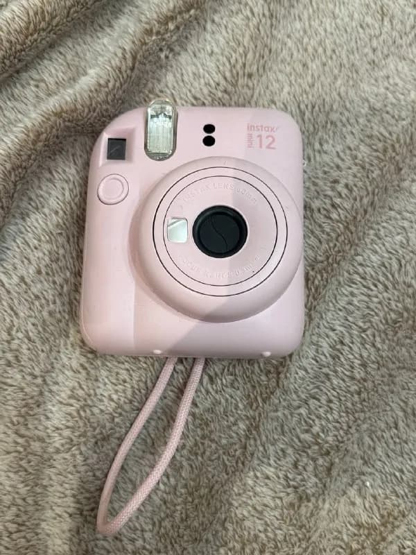 Fujifilm Instax Mini 12 pink — Тбилиси — 270 ₾