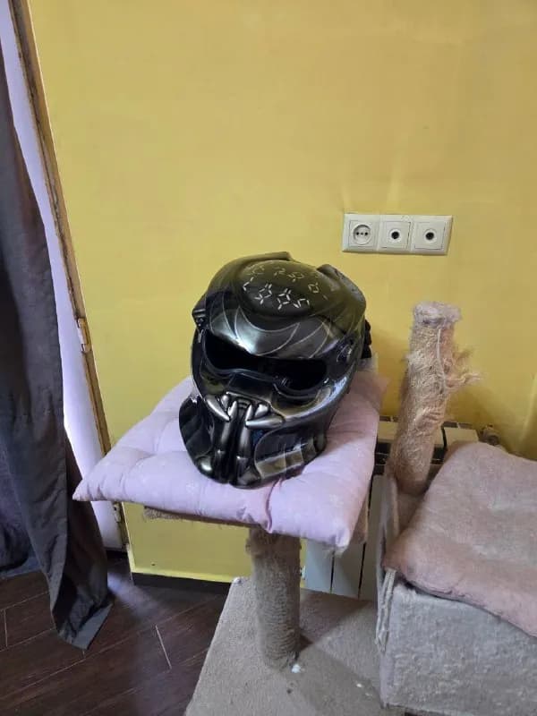 Predator — Батуми — 400 $