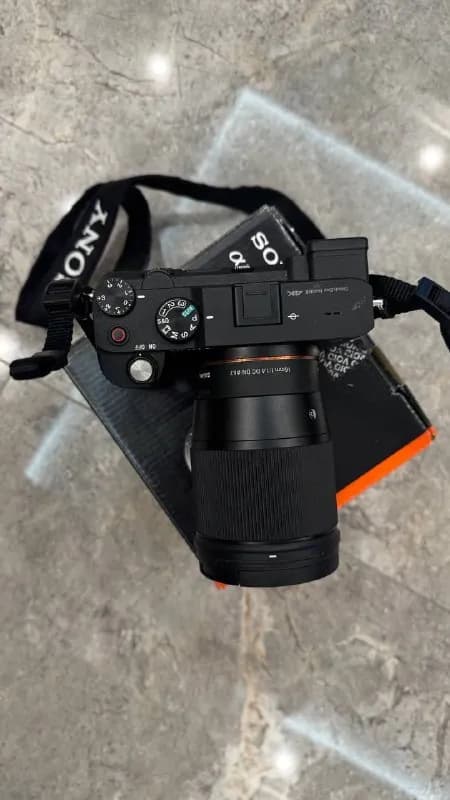 Sony Alpha 7 °C + Sigma 16 mm f/1.4 DC DN (Идеал + Гарантия) 10/10 без ремонтов, линзы чистые 👍🏻 — Тбилиси — 4 000 ₾