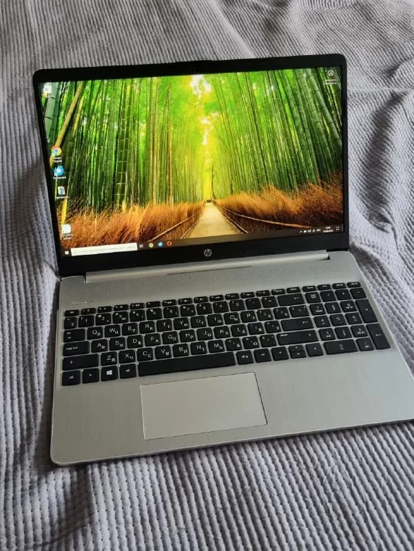 HP 15 — мощный и быстрый ноутбук — Батуми — 590 ₾