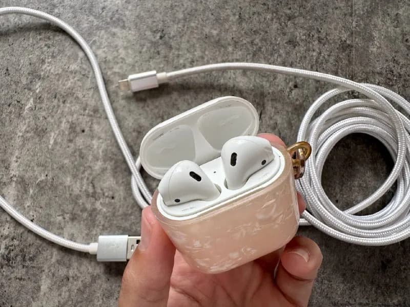 AirPods 1-го поколения — 70 лари — Батуми — 70 ₾