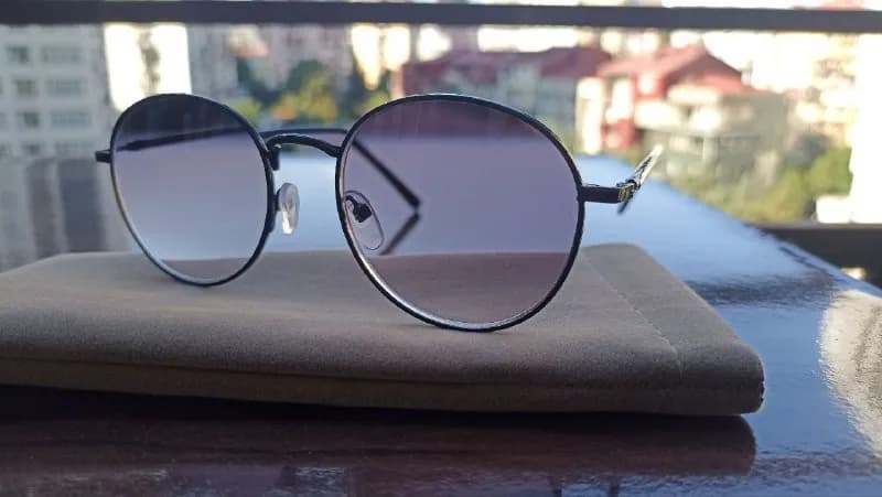 Очки +2.5 с металлической оправой — Батуми — 150 ₾