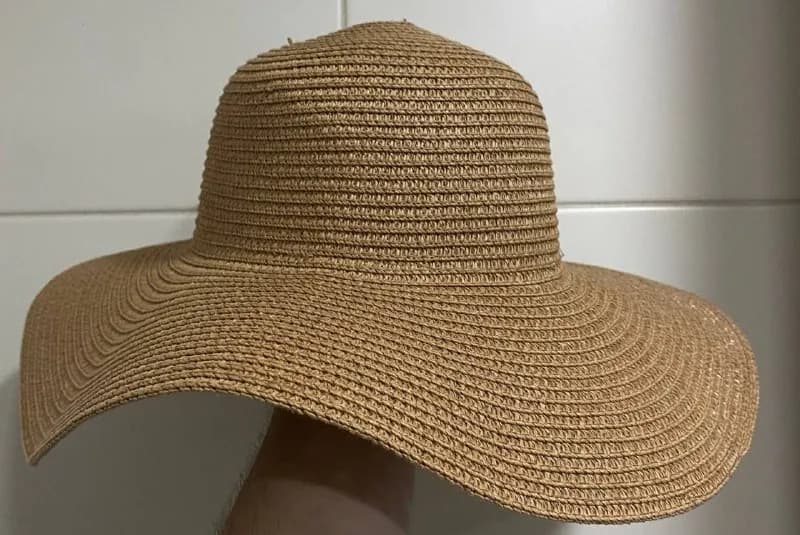 Шляпа в хорошем качестве — Батуми — 15 ₾