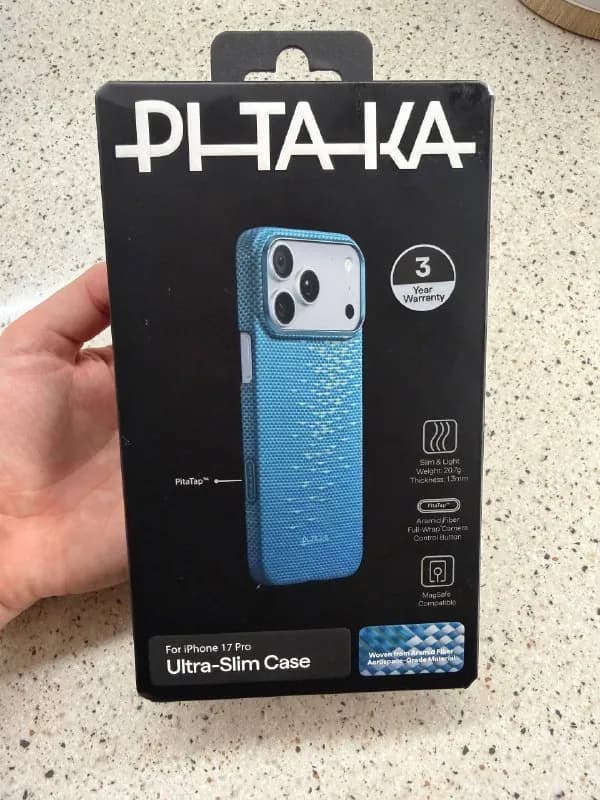 Pitaka на iPhone 17 Pro — Батуми — 200 ₾