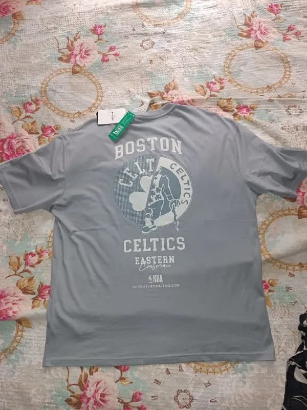 Boston NBA, размер L совсем новая, не разу не надевалась — Батуми — 50 ₾