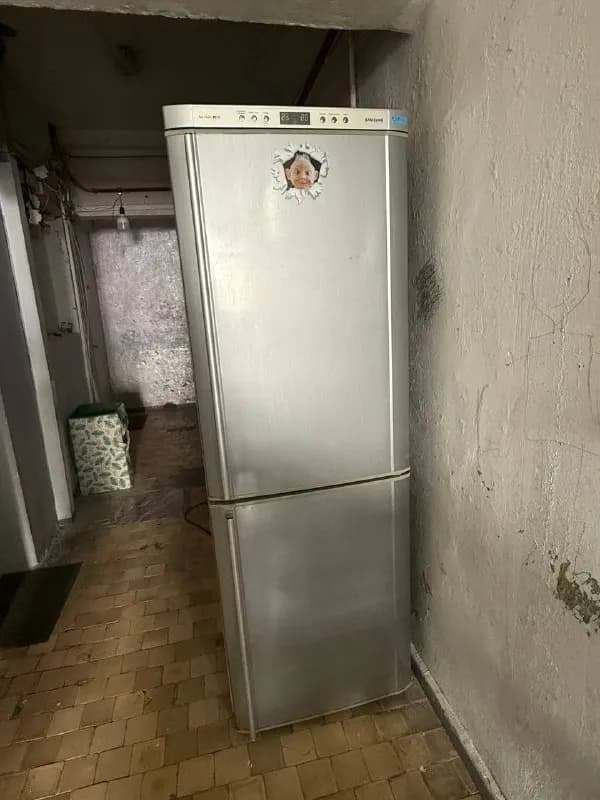 Холодильник Samsung с сухой заморозкой — Батуми — 500 ₾