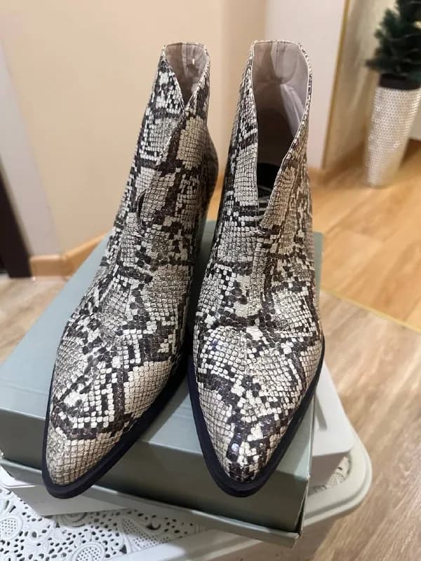 Обувь Zara, размер 42 — Батуми — 50 ₾
