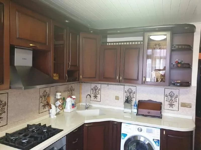 3-х комнатную квартиру — Батуми — 500 $
