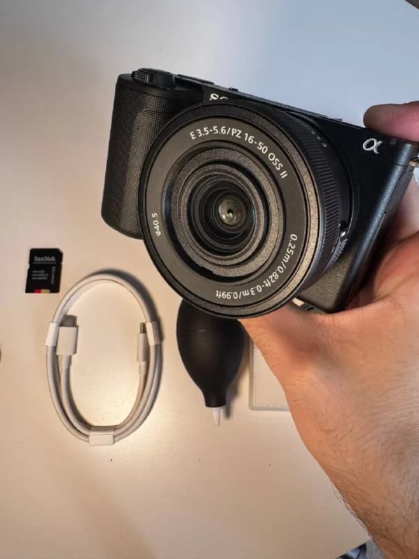 Sony ZV-E10 II с объективом Sony 16-50mm PZ OSS II. — Тбилиси — 3 000 ₾