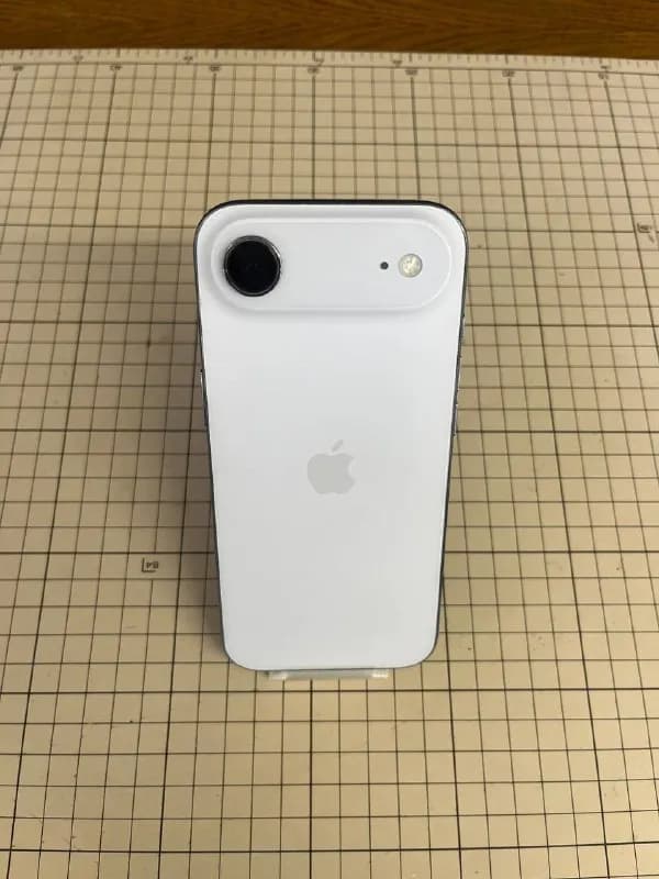 iPhone 17 AIR — Тбилиси — 1990 ₾