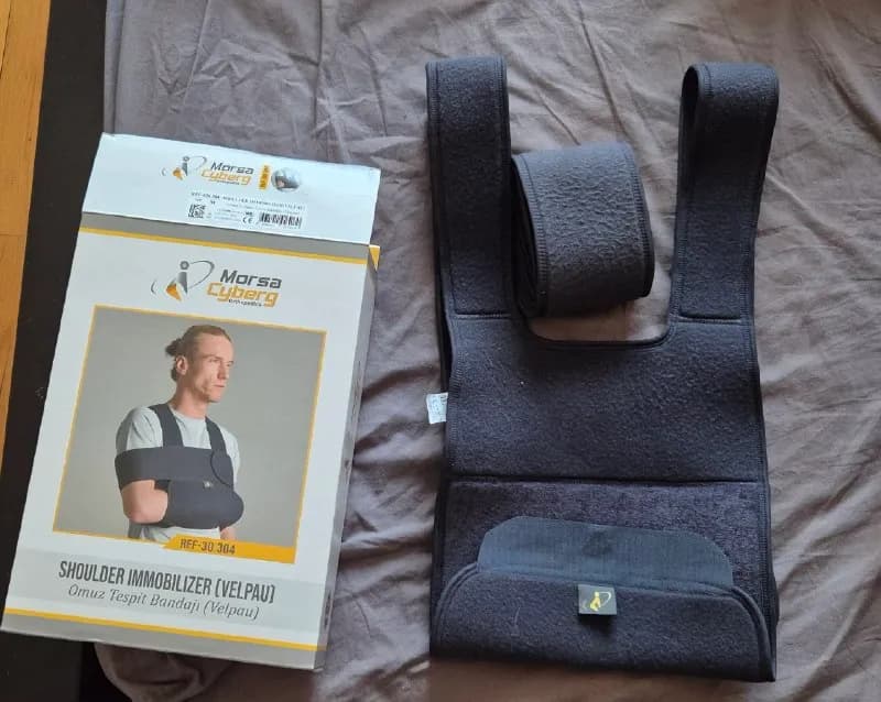 1) morsa cyberg shoulder immobilizer- размер М, подойдёт для женщины/мужчины, цена 70 лари — Тбилиси — 70 ₾