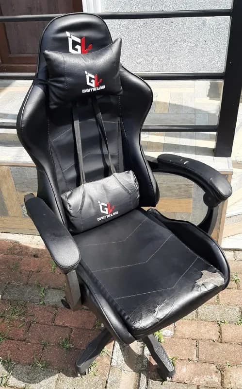 GameLab в хорошем состоянии. Есть косметические дефекты, видны на фото. Технически ок — газлифт подн — Батуми — 200 ₾