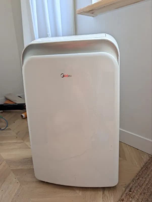 Напольный кондиционер Midea — Тбилиси — 700 ₾