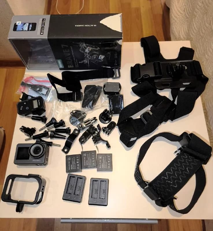 Akaso Brave 7 + комплект аксессуаров — Батуми — 300 ₾
