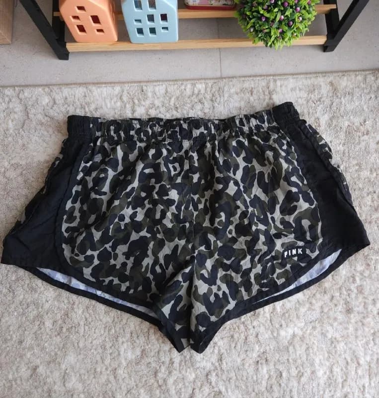 Victoria’s Secret PINK Active женские спортивные шорты — Тбилиси — 35 ₾