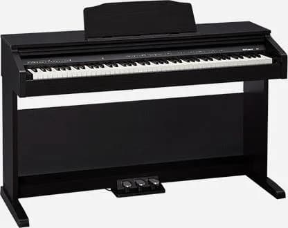 Roland RP30, состояние нового — Батуми — 1 600 ₾