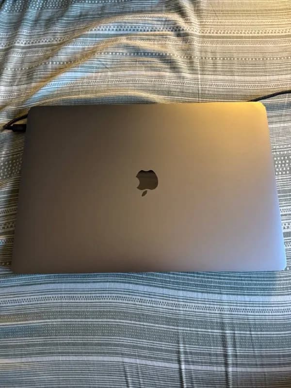 MacBook Pro 16 2019 — Тбилиси — 1 200 ₾
