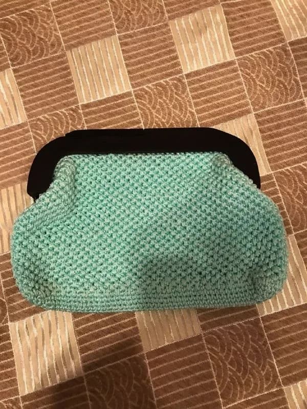 Зелёный вязаный клатч — Тбилиси — 10 ₾
