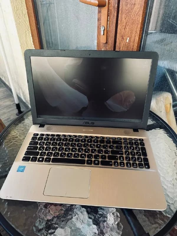 ASUS — 300 ₾ — Батуми — 300 ₾