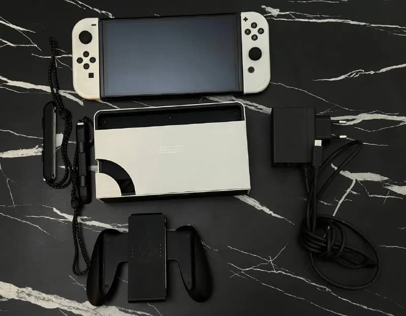Nintendo Switch Oled 2021 White — Тбилиси
