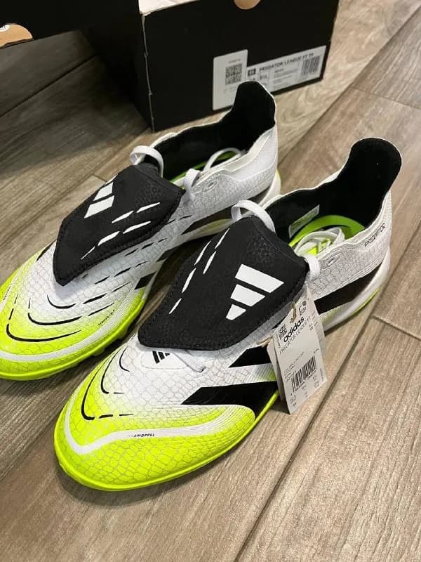 Adidas Predator League FT (с коробкой и чеком), размер на бирке (фактически около 43-43.5) — Батуми — 302 ₾