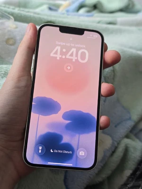 Iphone 13 белый на 128гб — Батуми — 800 ₾