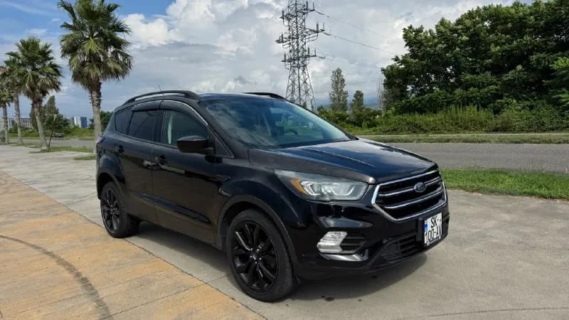 Ford Escape 2017 | 2.0L (245 л. с.) | 179477 км пробег — Батуми — 7,700 $