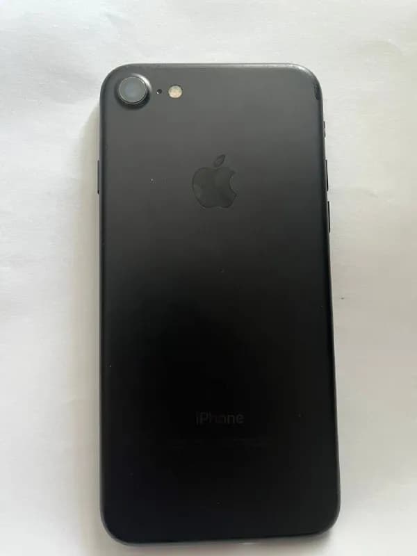 iPhone 7 100 gel — Тбилиси — 7 100 ₾